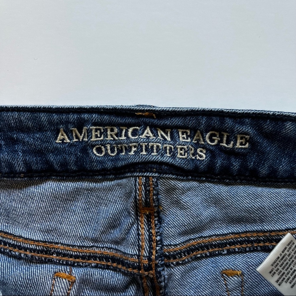 Shorts - Picture 3 of 4